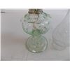 Image 3 : Glass oil lamp