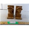 Image 1 : Wooden Mushroom people book ends