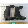 Image 1 : (2) pairs of size 8 rubber boots