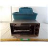 Image 1 : Hamilton Beach toaster oven with rubbermaid tote