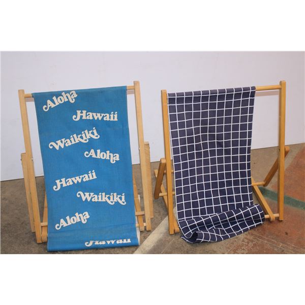 *Vintage Beach Folding chairs (2)