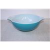 Image 2 : Pyrex Bowl (chips on edge)