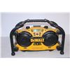 Image 2 : Dewalt Radio Charger