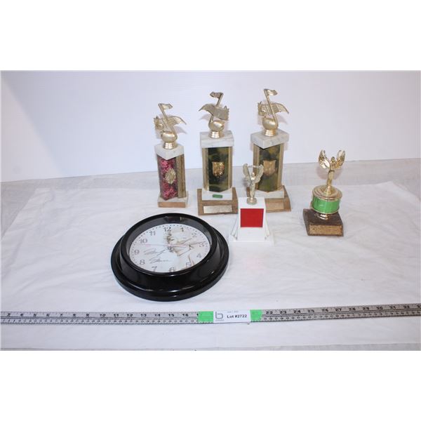 Marilyn Monroe Clock,various Trophies