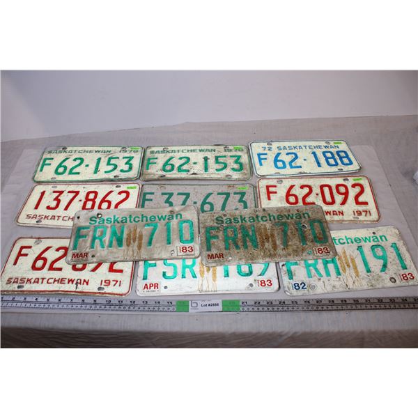 Various Saskatchewan License Plates (11)