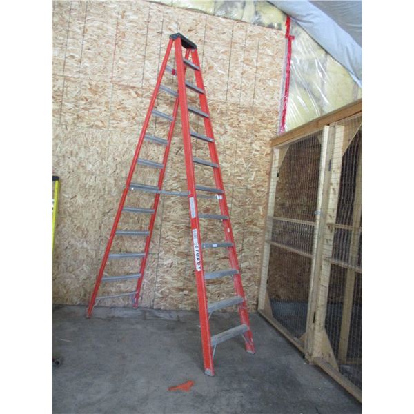 12 Ft Step Ladder 12 ft step ladder