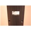 Image 4 : *Samsung Standing Speakers (4)