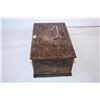 Image 4 : Vintage wood keepsake box