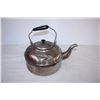 Image 3 : Vintage Kettle Pot