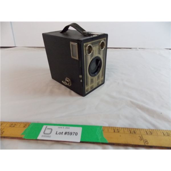 Six-16 Brownie junior camera