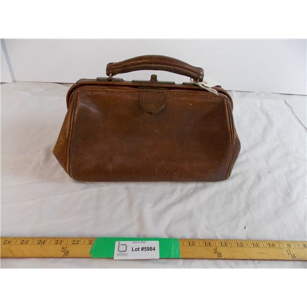 Early 1900 doctors bag