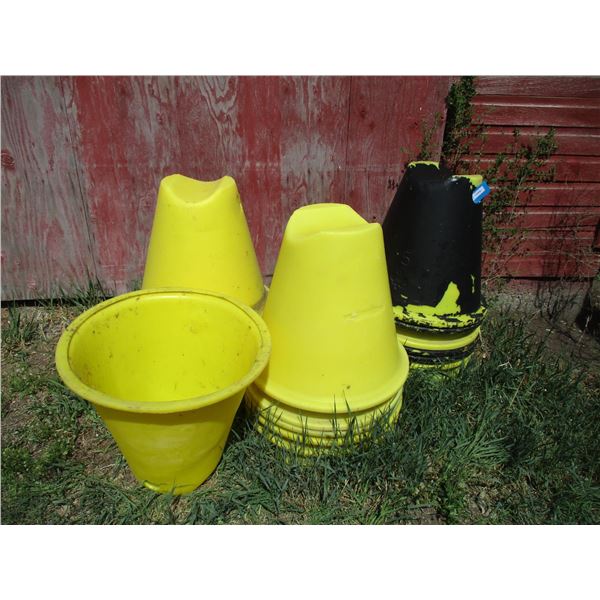 26 pipe holders used for planting