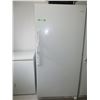 Image 1 : Frigidaire Freezer- working, with manual + original handle - 32"W 28.5"D 70"T - SN: WB13330592