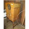 Image 2 : Radio cabinet - 24x15x54T