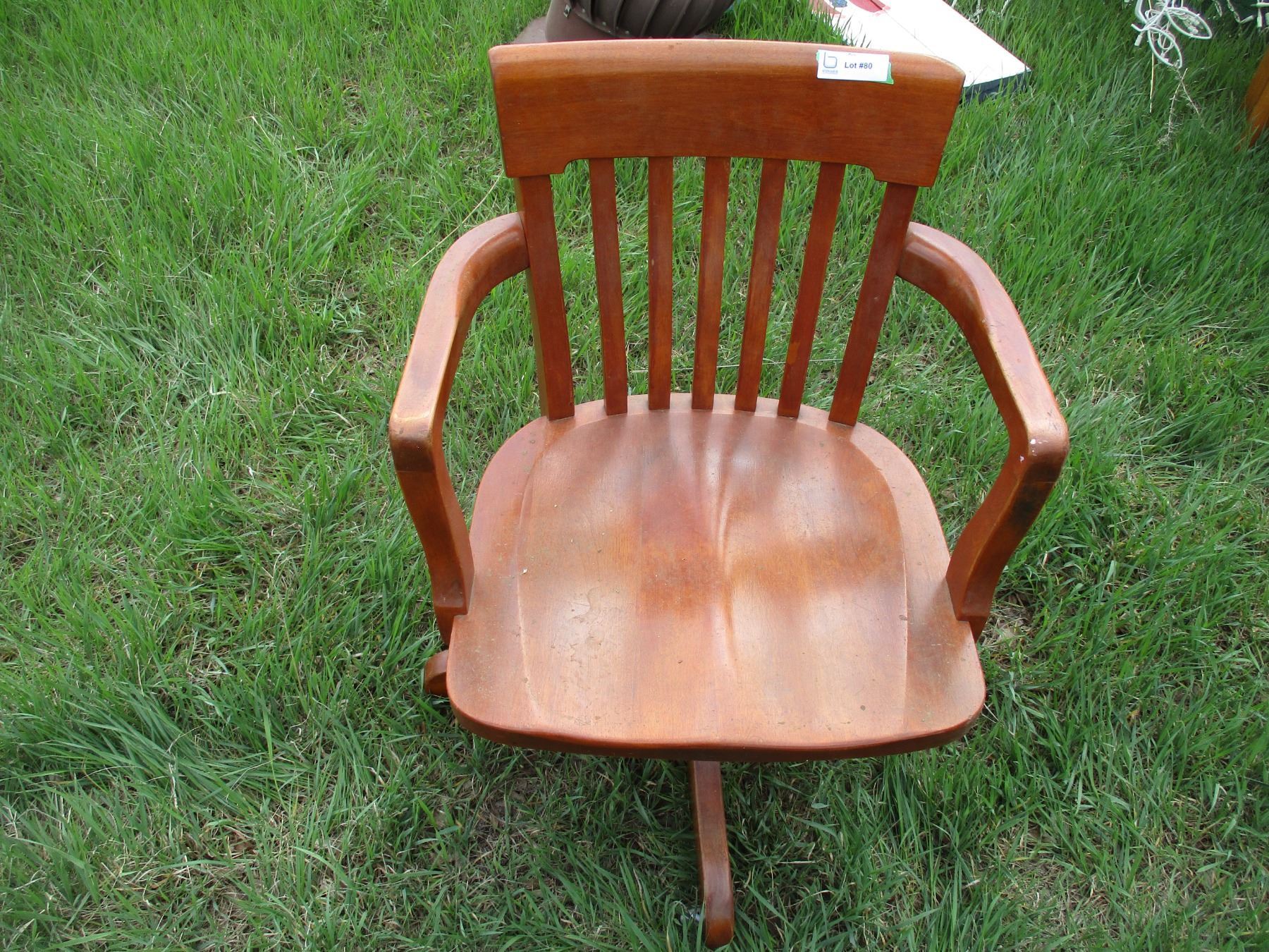 Office chair with castors