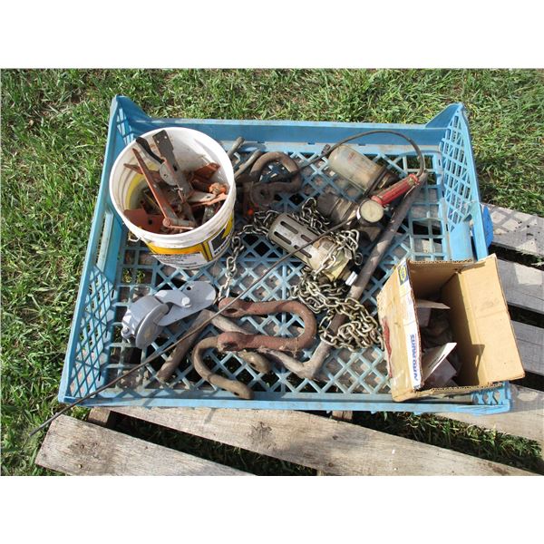 Tray - clevis, muffler top, hinges