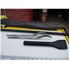 Image 4 : (4) tire iron with bag