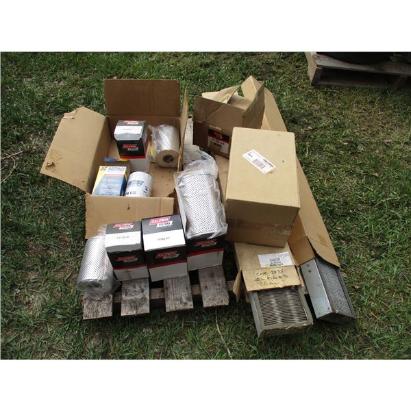 Lot of Air filters, box full