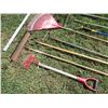Image 2 : 8 garden tool racks + hoes