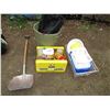 Image 1 : hand wipes, shovel, garbage can, bag