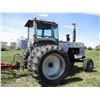 Image 4 : White 2-135 Tractor (1978?) 8981 hours (Engine rebuilt at 7500 hours) - AC Works - Dual Wheels 18.4x