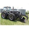 Image 5 : 1986 White 2-110 MFWD Tractor with Ezee-On Loader + Grapple - 8448 hours (540-1000 PTO)