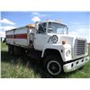 Image 3 : 1980 Ford 800 Custom Cab Truck with Box Hoist (15FT) 429-4V 5spd x 2 transmission (Rebuilt Motor at