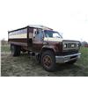 Image 2 : 1979 C70 Chevrolet 3T Truck with Box Hoist (15FT) with roll tarp - 366 engine 5spd x2 transmission -