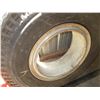 Image 5 : Highway Express tire + rim - 10.00-20