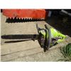 Image 1 : Poulan wild chainsaw 18" long bar
