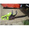 Image 3 : Poulan wild chainsaw 18" long bar
