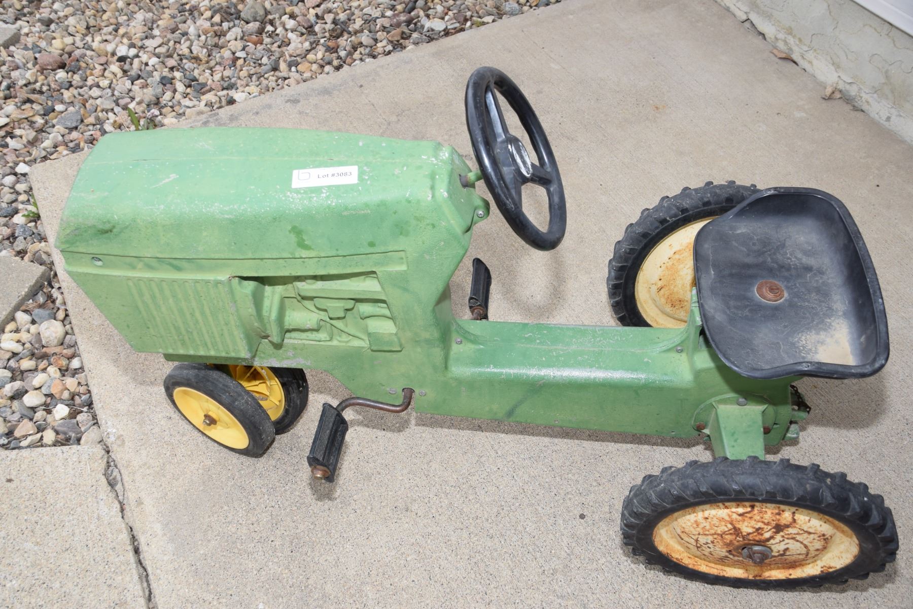 John Deere pedal tractor