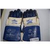 Image 1 : Vintage Toronto Maple Leafs gloves