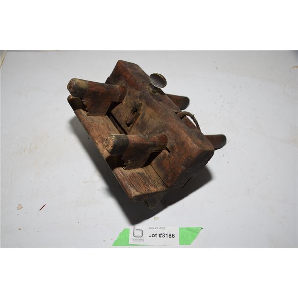 Antique molding plane