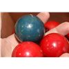 Image 2 : (22) Vintage pool balls