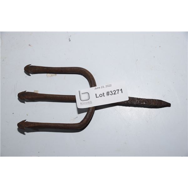 hand forged trident spear tip