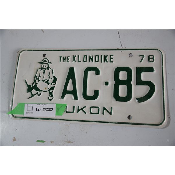 near mint 1978 Yukon license plate