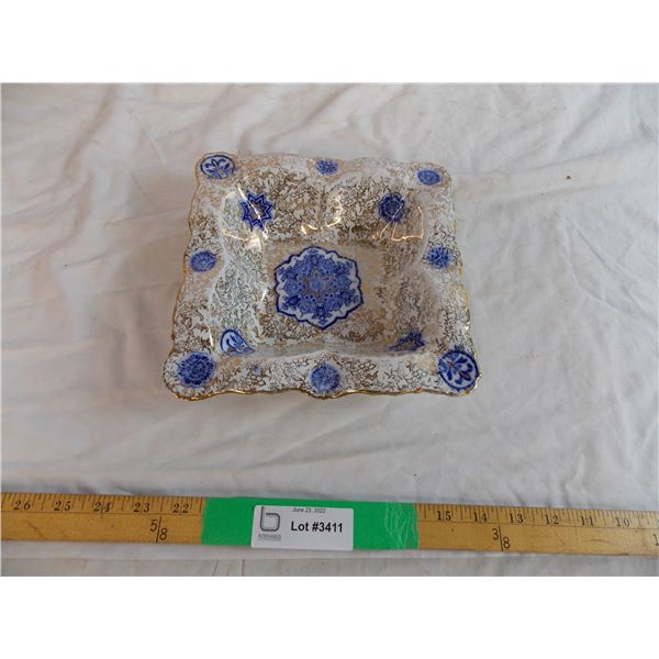 Ceramic gold trim candy dish