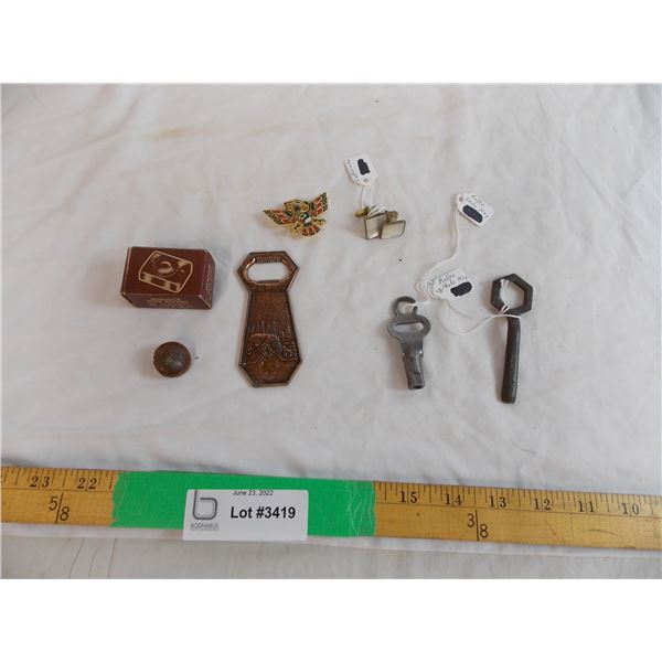 Roller Skate keys and pair of cufflinks with other misc