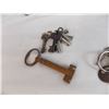 Image 4 : Lot of assorted keys