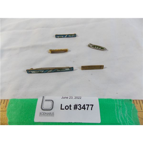 3 Scandinavian enamel pins and 2 gold color pins