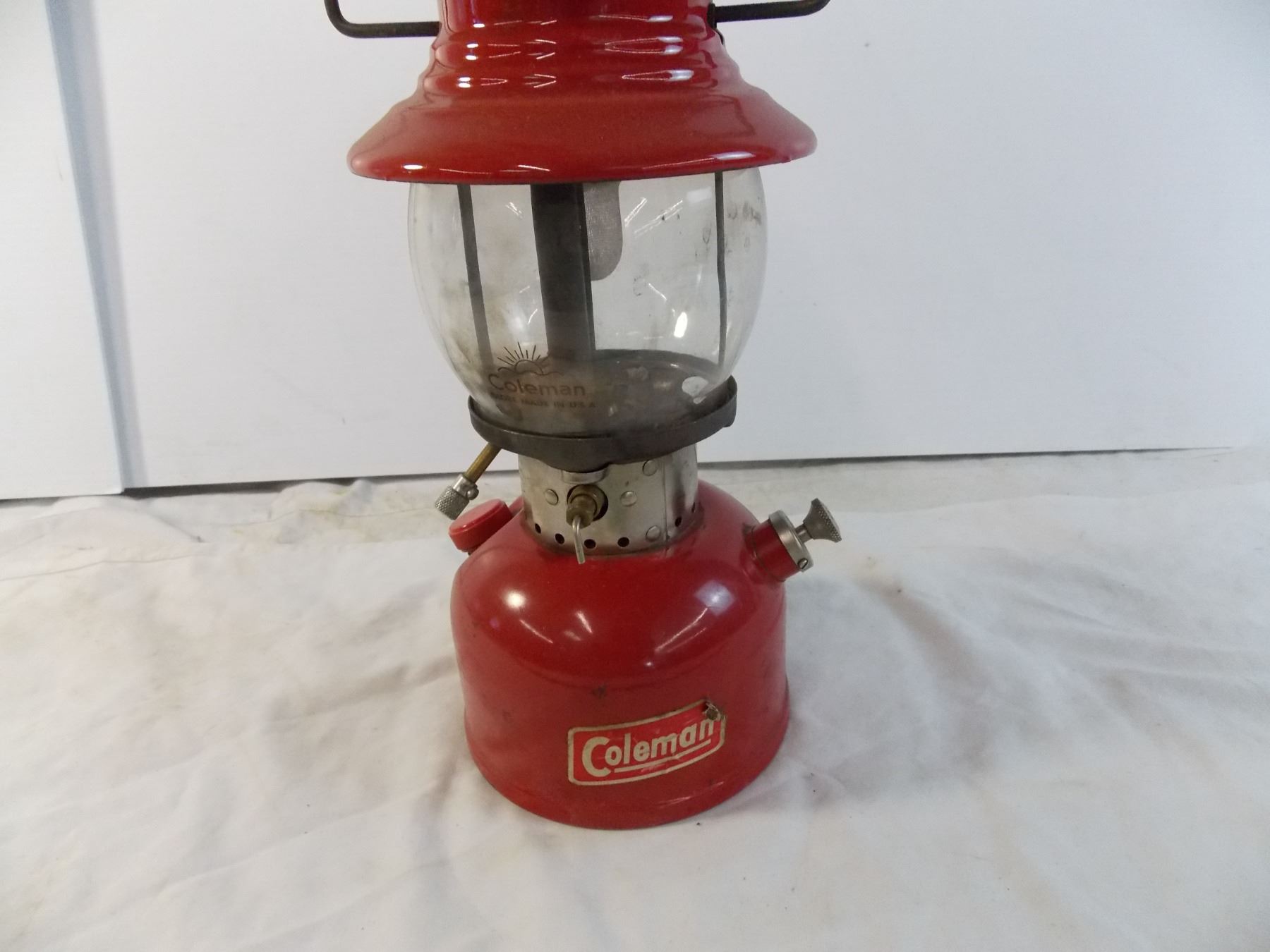 Coleman lantern with handle