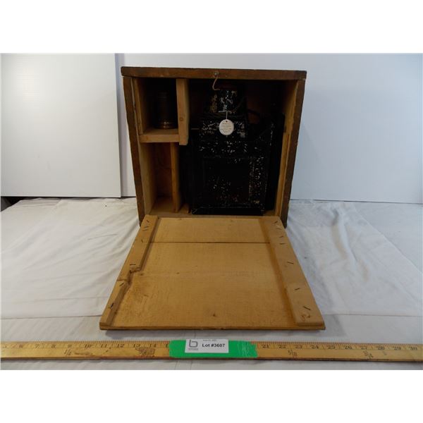 Magic lantern and carrying case