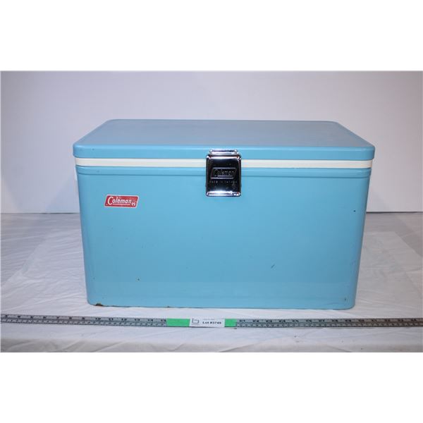 Vintage Coleman Picnic Cooler 21”X13”