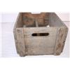 Image 3 : Vintage wooden crate