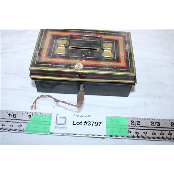 Small Cash Box
