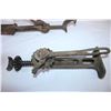 Image 3 : Antique Car Jack and tire spreader