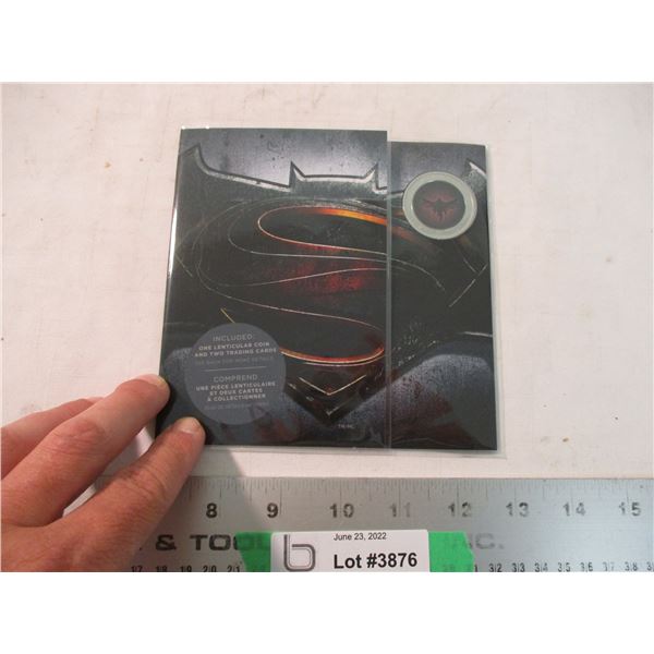 RCM 2016 Batman vs Superman Quarter + trading cards (batman)