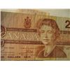 Image 5 : (5) $2 Canadian Bills
