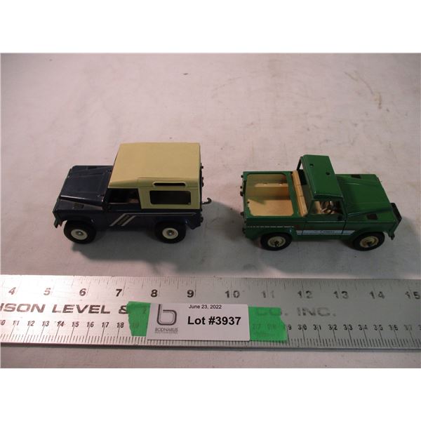 (2) Jeep one missing top made in Britain 4.5" long